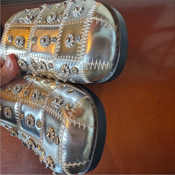 Azalea Wang Anslie Studded Mules Gold & Silver  8 - Picture 6 of 9